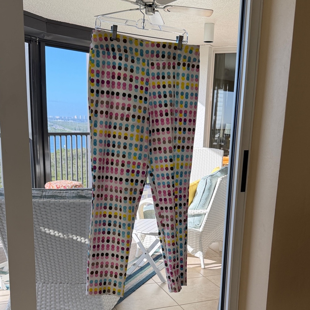 Vibrant Polka Dot Women's Leggings